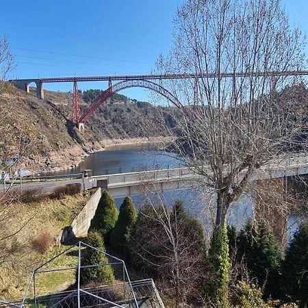 Garabit Hotel Anglards de Saint Flour Esterno foto