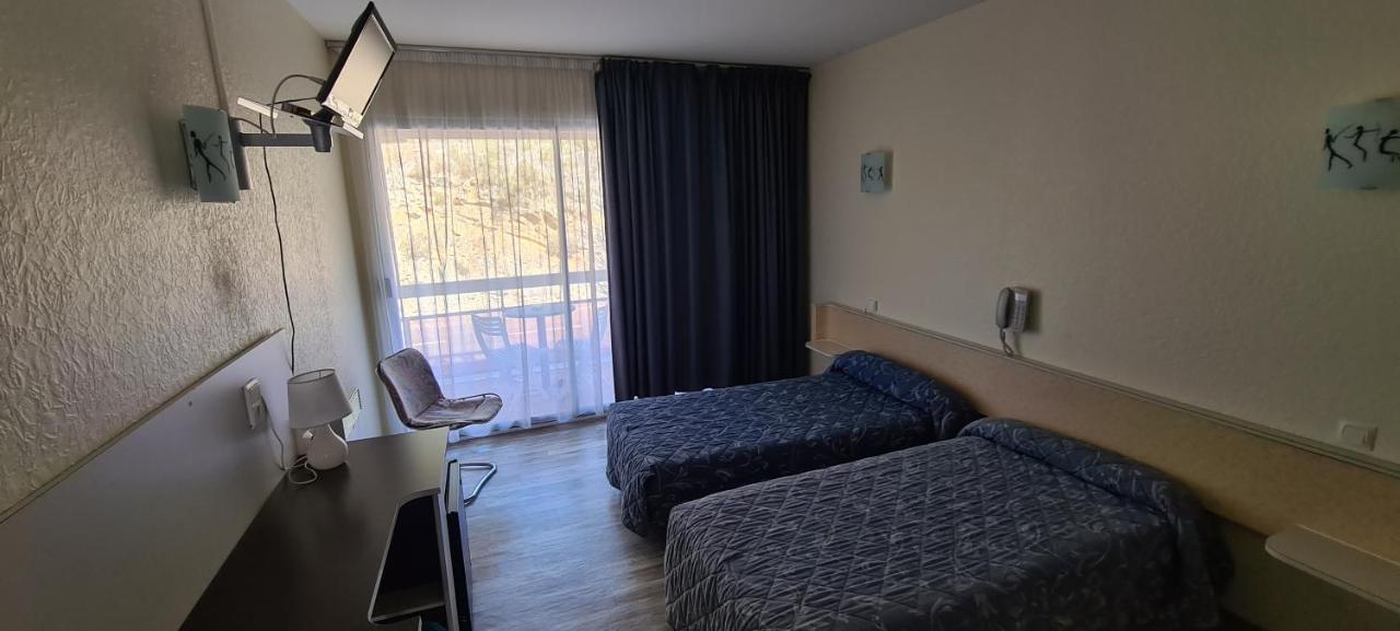 Garabit Hotel Anglards de Saint Flour Esterno foto