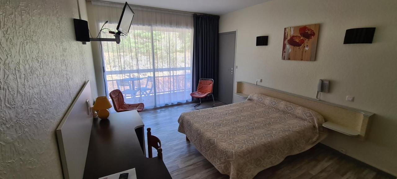 Garabit Hotel Anglards de Saint Flour Esterno foto