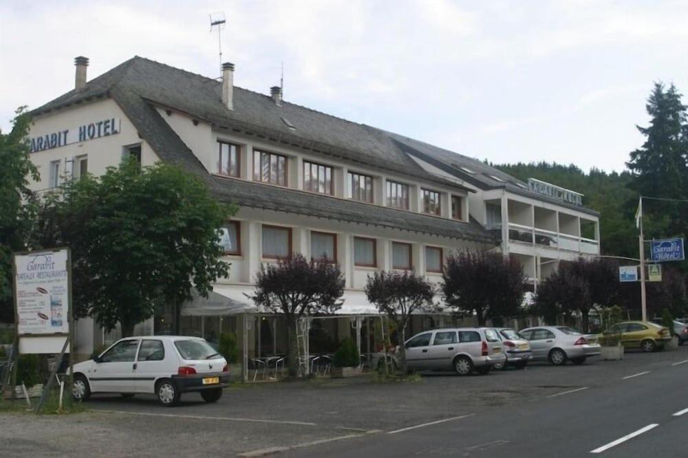 Garabit Hotel Anglards de Saint Flour Esterno foto