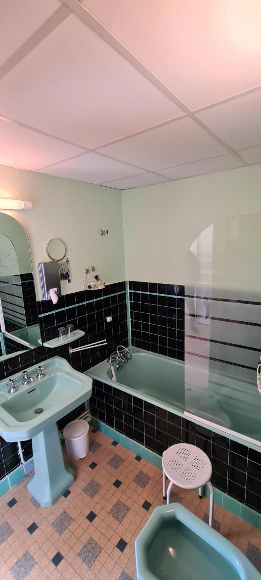 Garabit Hotel Anglards de Saint Flour Esterno foto