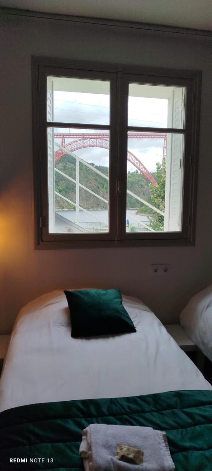 Garabit Hotel Anglards de Saint Flour Esterno foto