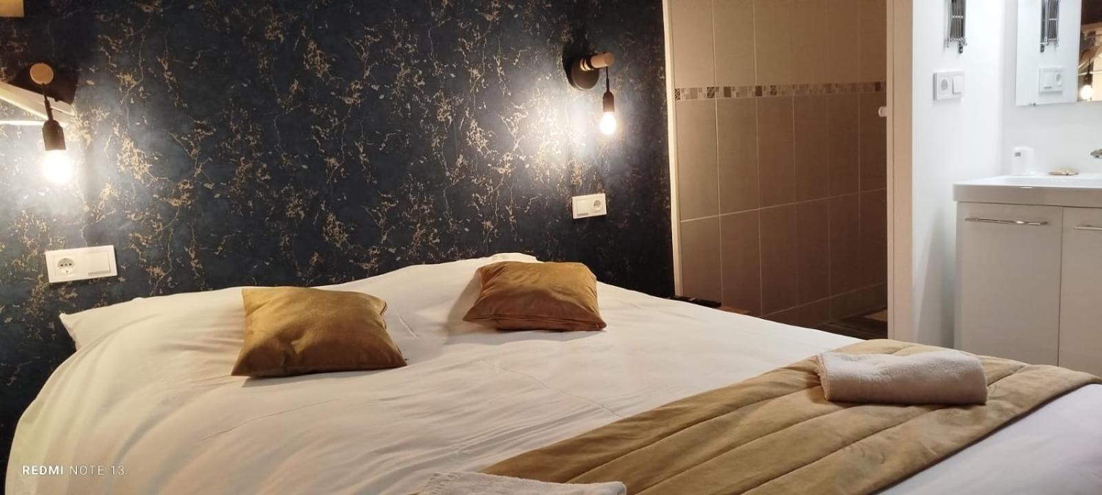 Garabit Hotel Anglards de Saint Flour Esterno foto