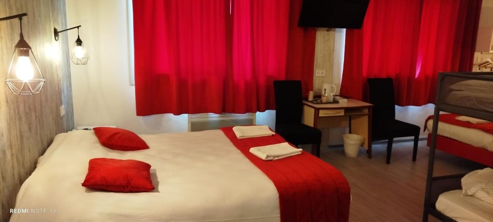 Garabit Hotel Anglards de Saint Flour Esterno foto