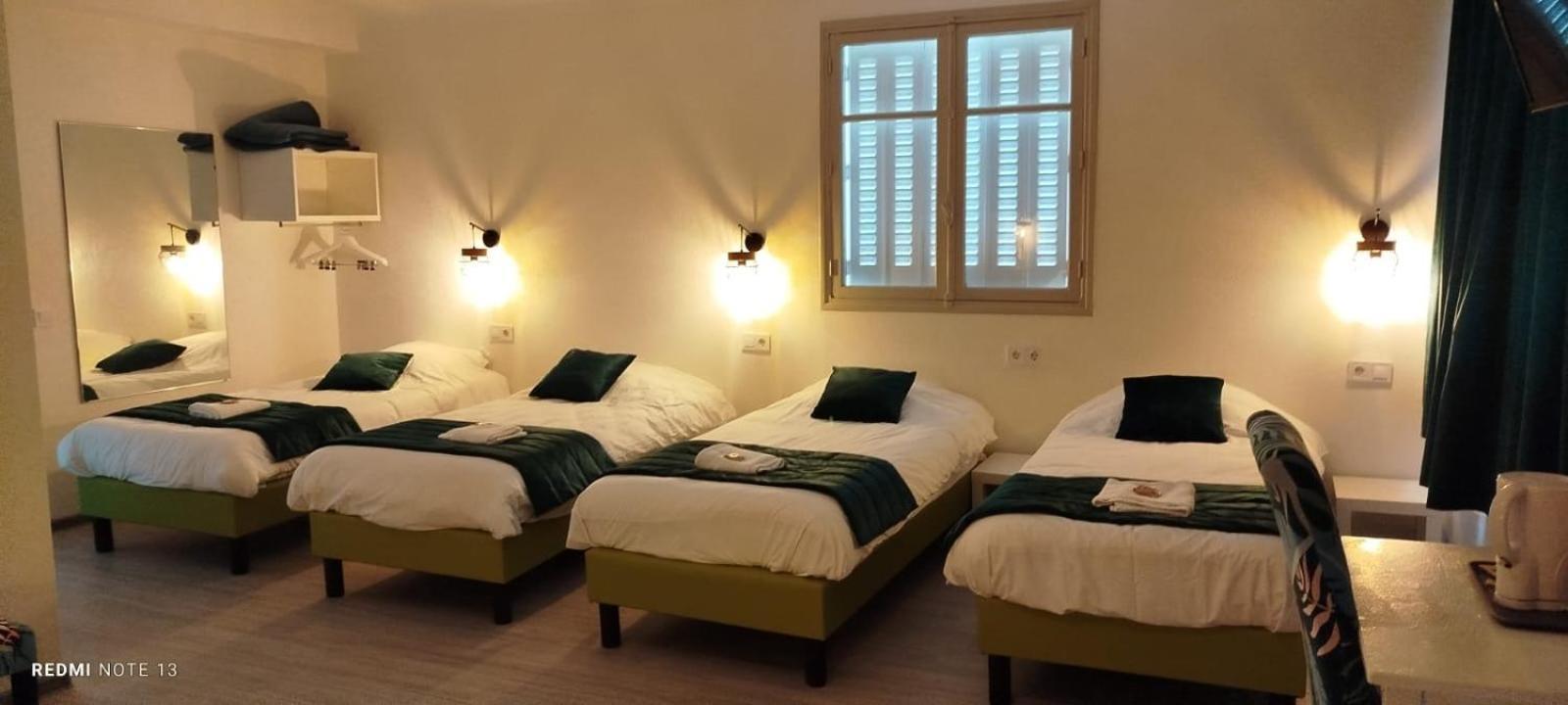 Garabit Hotel Anglards de Saint Flour Esterno foto